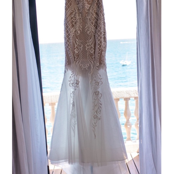 Pallas Couture Merla. Size 12. Retails $11,400 - Picture 10 of 16